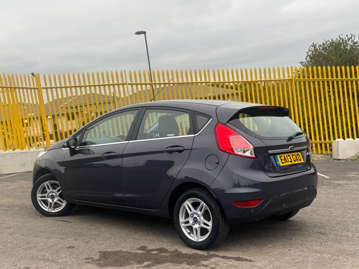 Used Ford Fiesta 2013 for sale - 76109586: Photo 3