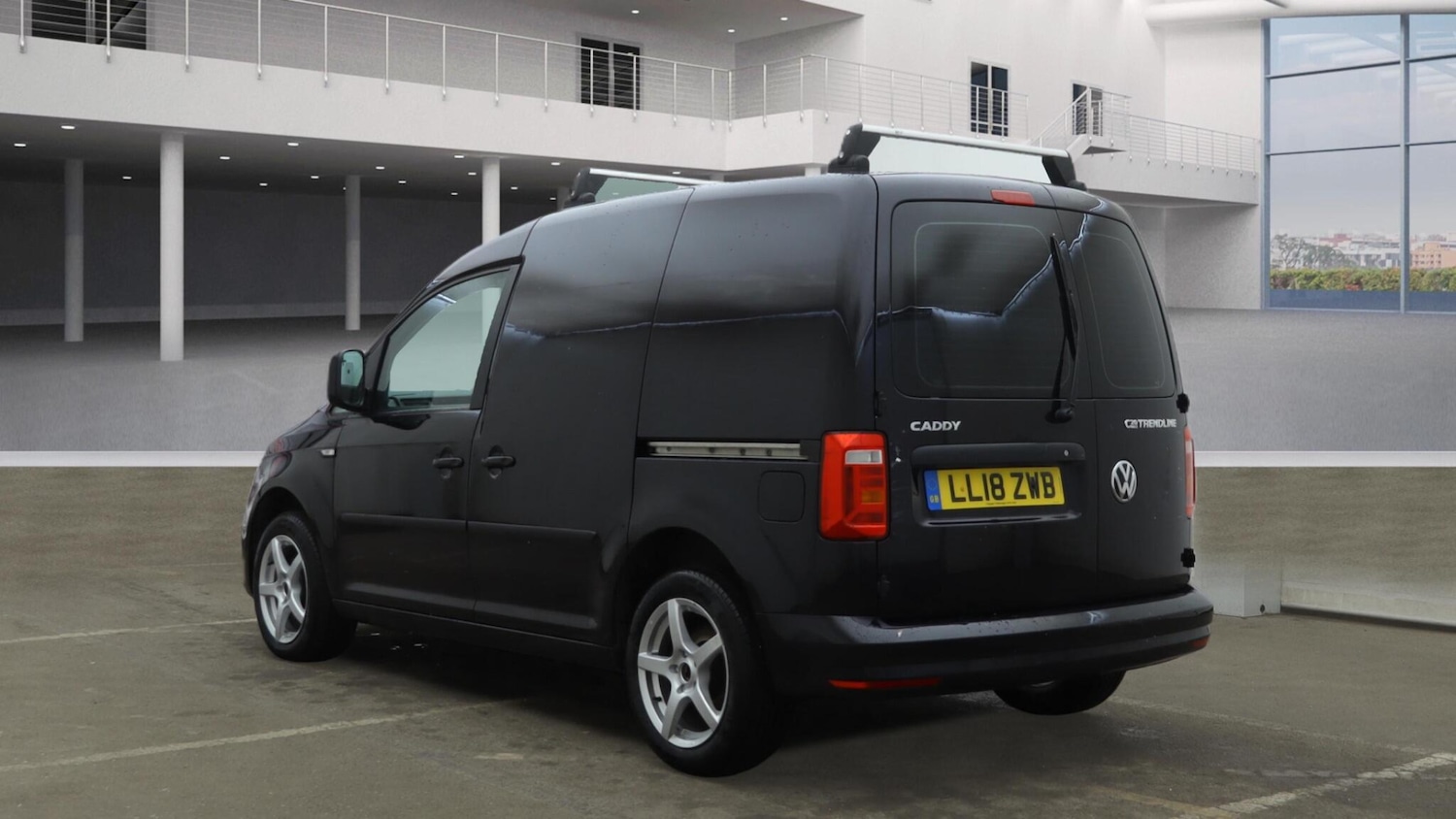 Used Volkswagen Caddy 2018 for sale - 77073870: Photo 2