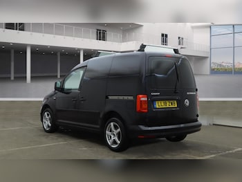 Used Volkswagen Caddy 2018 for sale - 77073870: Photo