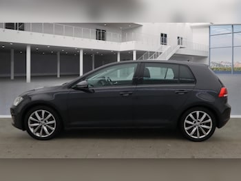Used Volkswagen Golf 2013 for sale - 77768973: Photo