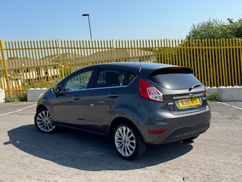 Used Ford Fiesta 2016 for sale - 78612848: Photo