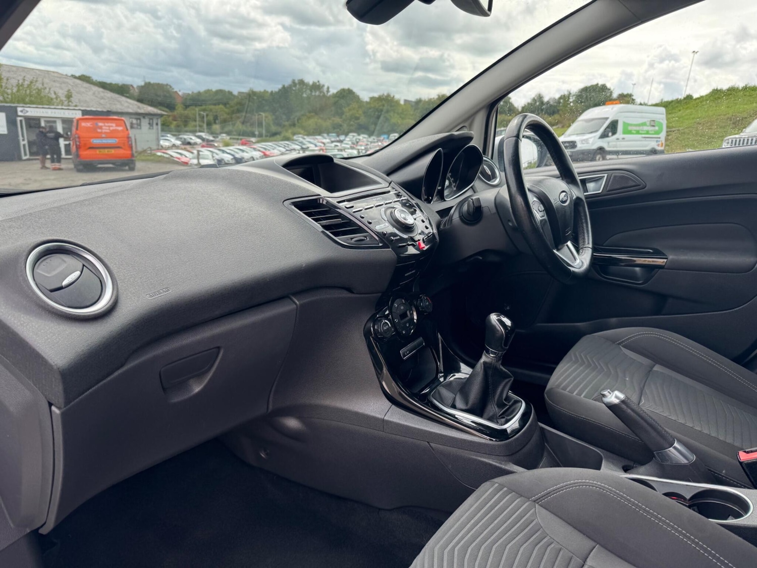Used Ford Fiesta 2013 for sale - 75614201: Photo 10
