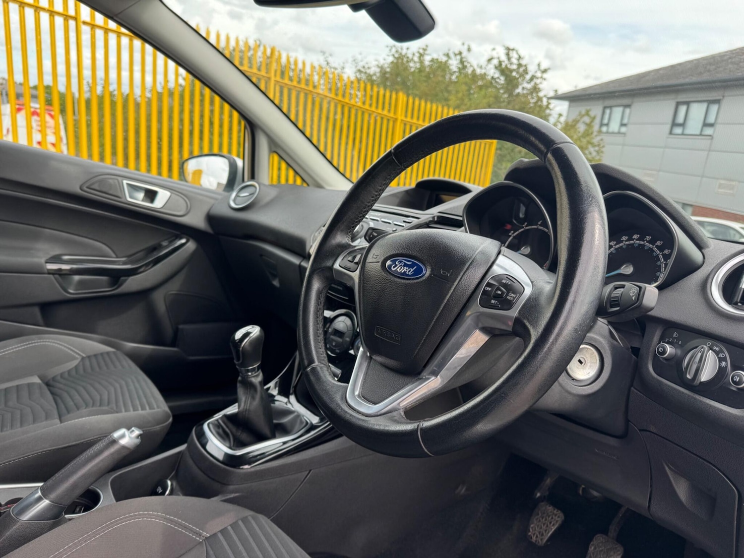 Used Ford Fiesta 2013 for sale - 75614201: Photo 9