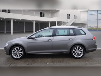 Used Volkswagen Golf 2016 for sale - 77060450: Photo