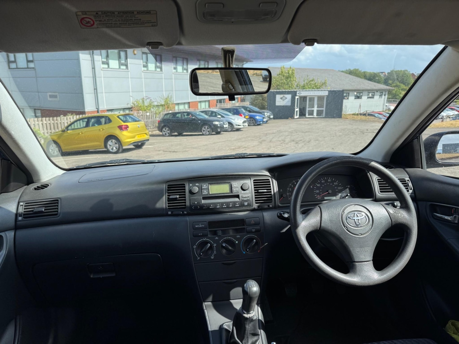 Used Toyota Corolla 2004 for sale - 75290319: Photo 11