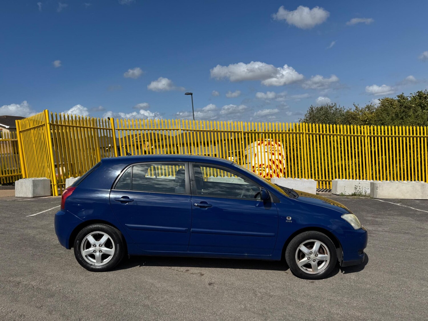 Used Toyota Corolla 2004 for sale - 75290319: Photo 5