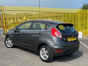 Used Ford Fiesta 2015 for sale - 77646714: Photo