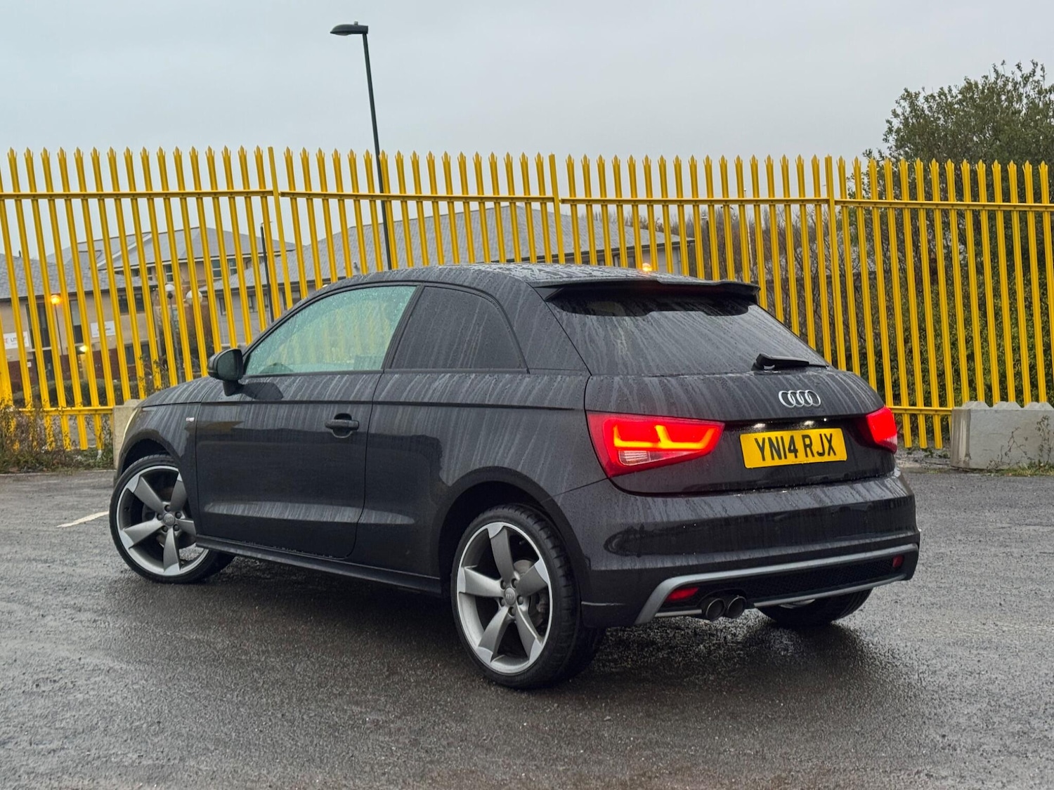 Used Audi A1 2014 for sale - 76398322: Photo 2