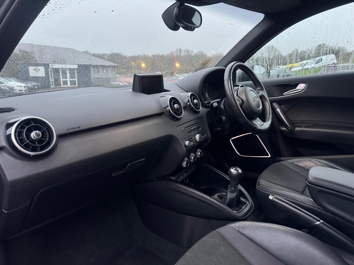 Used Audi A1 2014 for sale - 76398322: Photo 8