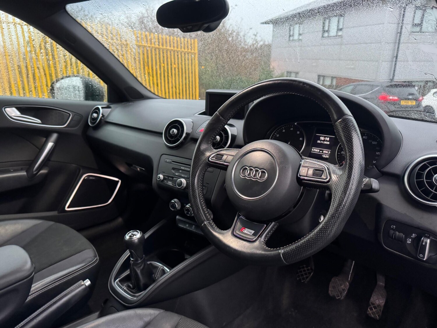 Used Audi A1 2014 for sale - 76398322: Photo 9
