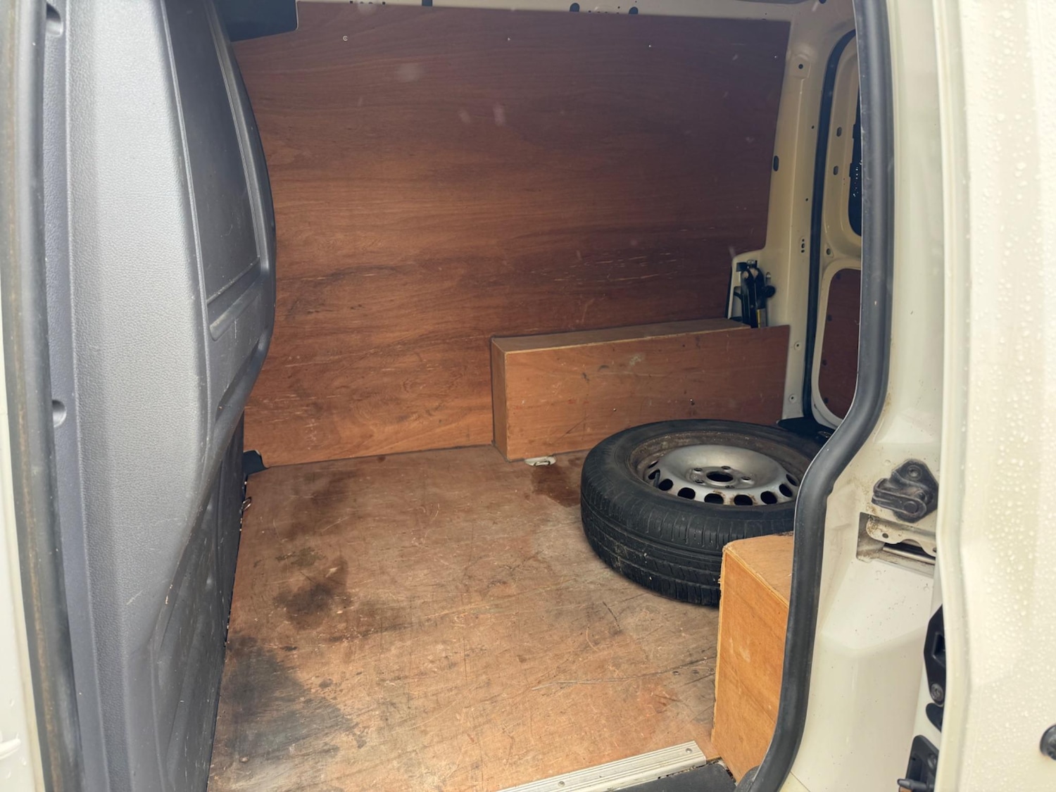 Used Volkswagen Caddy 2014 for sale - 78087169: Photo 12