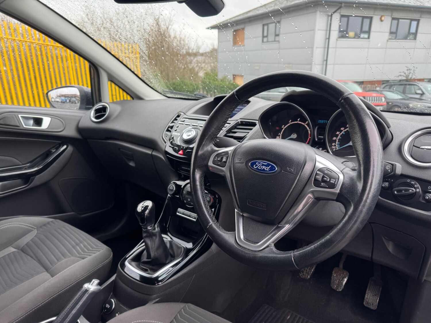 Used Ford Fiesta 2015 for sale - 77425775: Photo 10