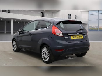 Used Ford Fiesta 2015 for sale - 77425775: Photo