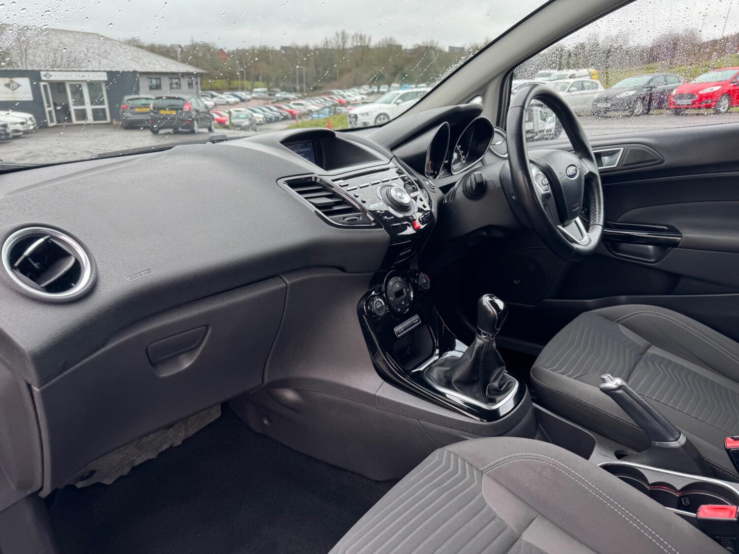 Used Ford Fiesta 2015 for sale - 77425775: Photo 9