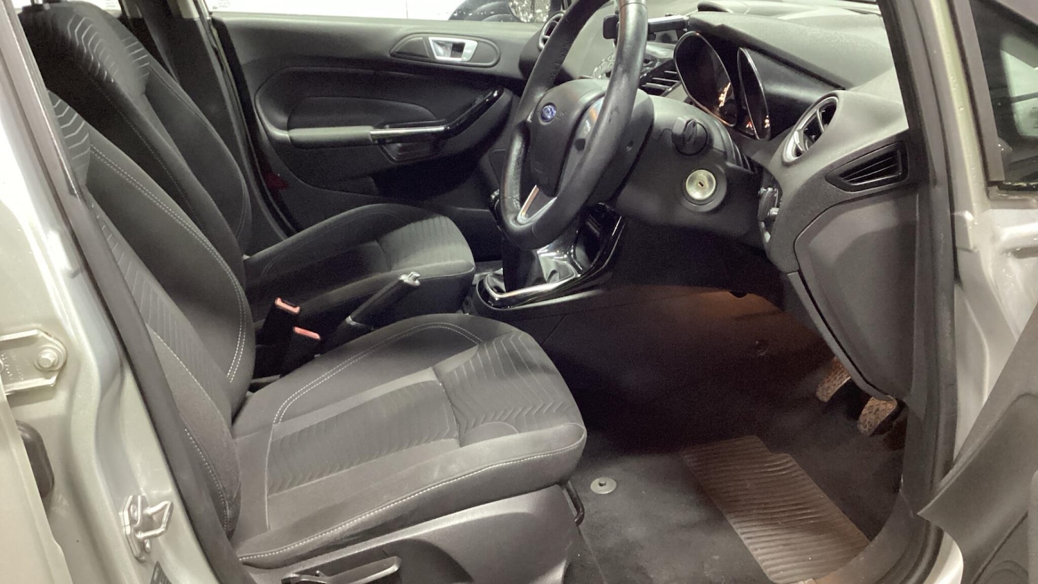 Used Ford Fiesta 2014 for sale - 77320809: Photo 4