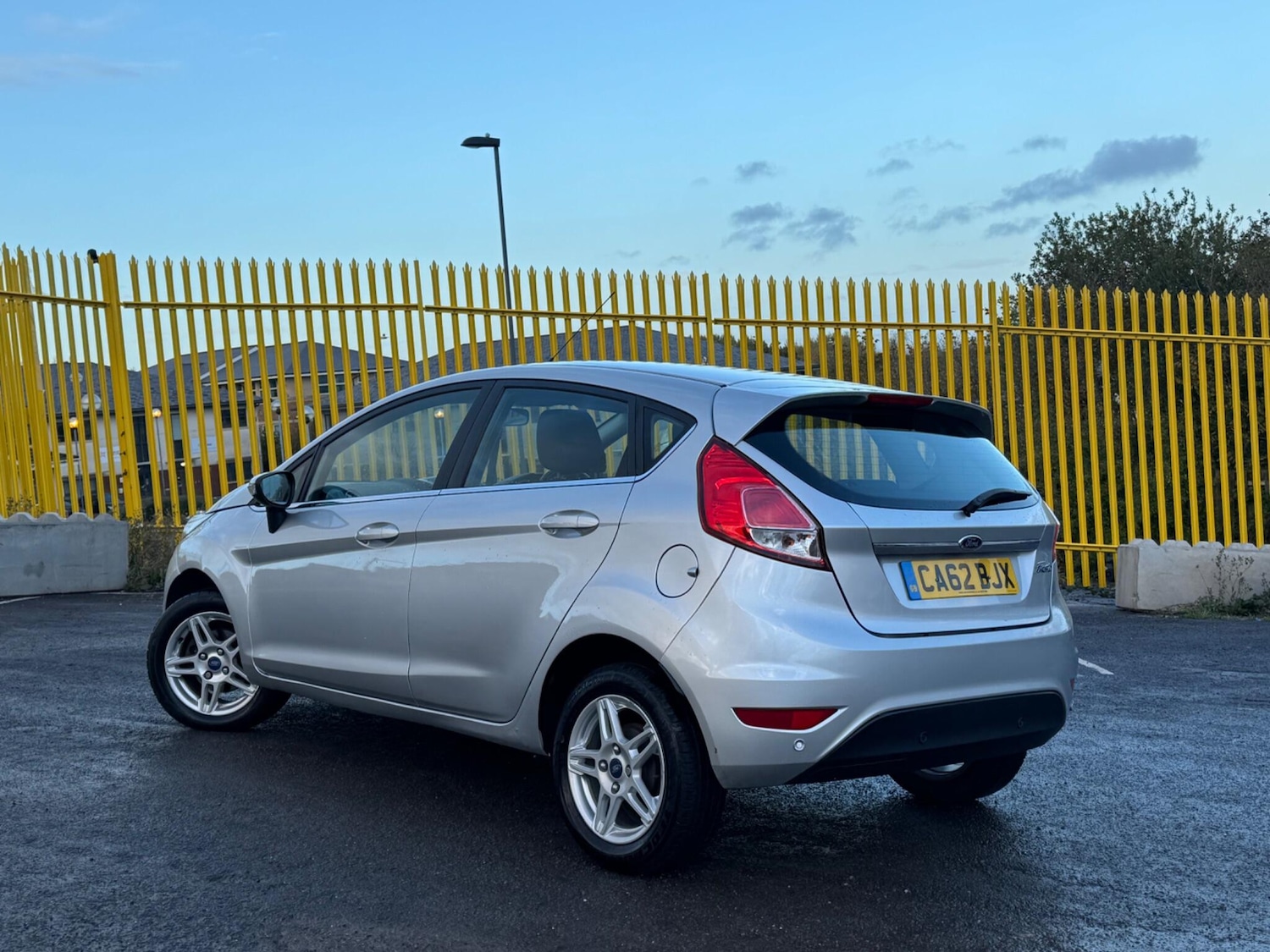 Used Ford Fiesta 2013 for sale - 76441371: Photo 2