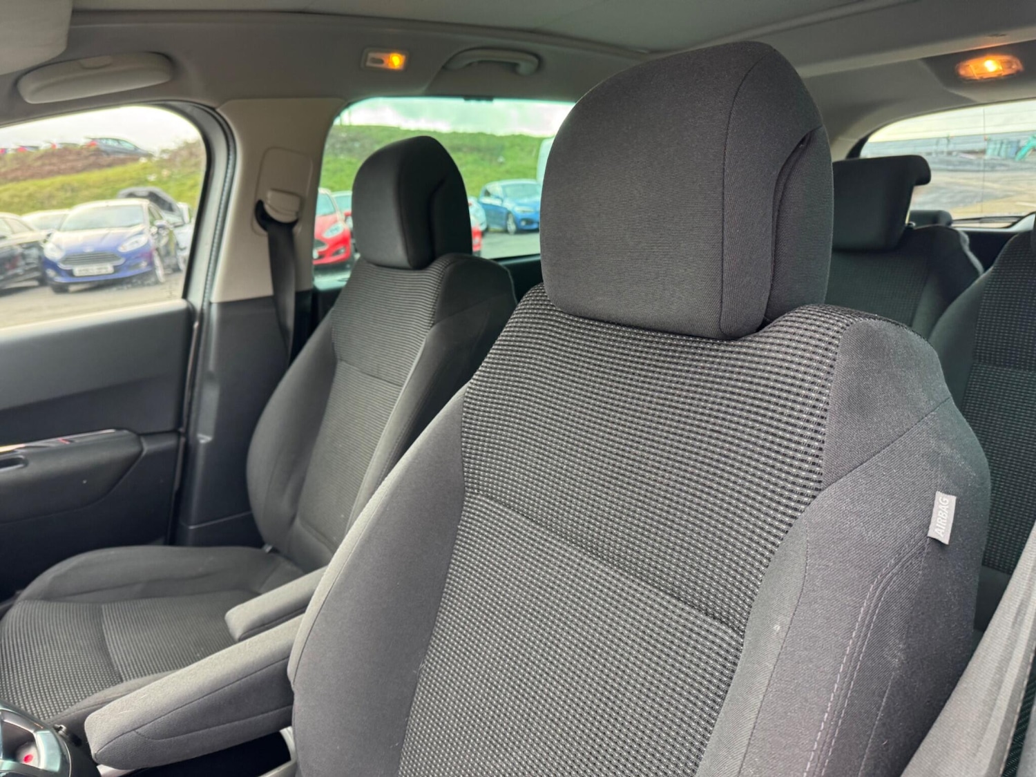 Used Peugeot 5008 2015 for sale - 76899357: Photo 11