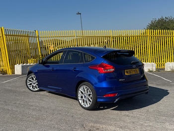 Used Ford Focus 2017 for sale - 78880050: Photo