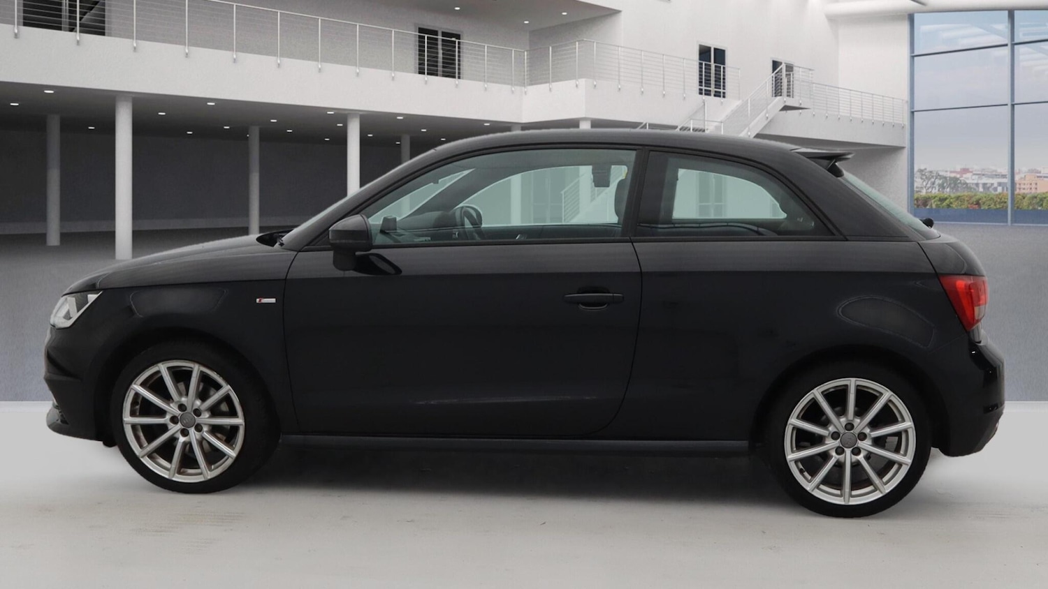 Used Audi A1 2015 for sale - 76349823: Photo 3
