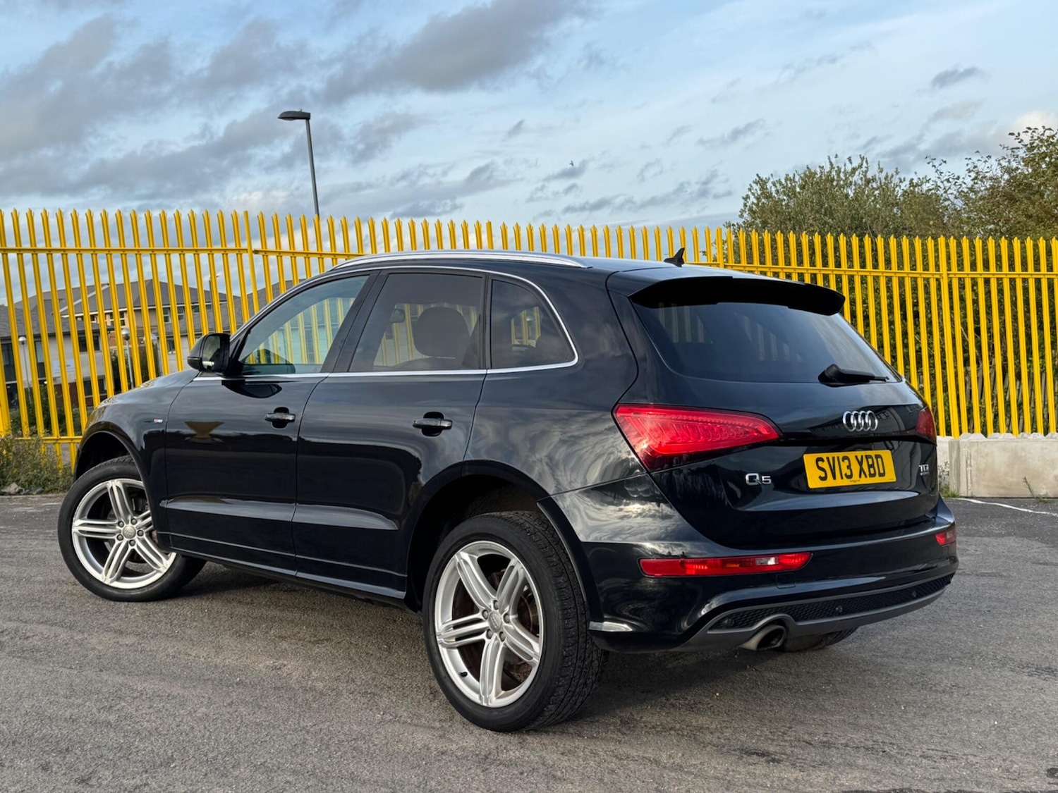 Used Audi Q5 2013 for sale - 76987911: Photo 2