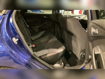 Used Ford Focus 2017 for sale - 78462182: Photo