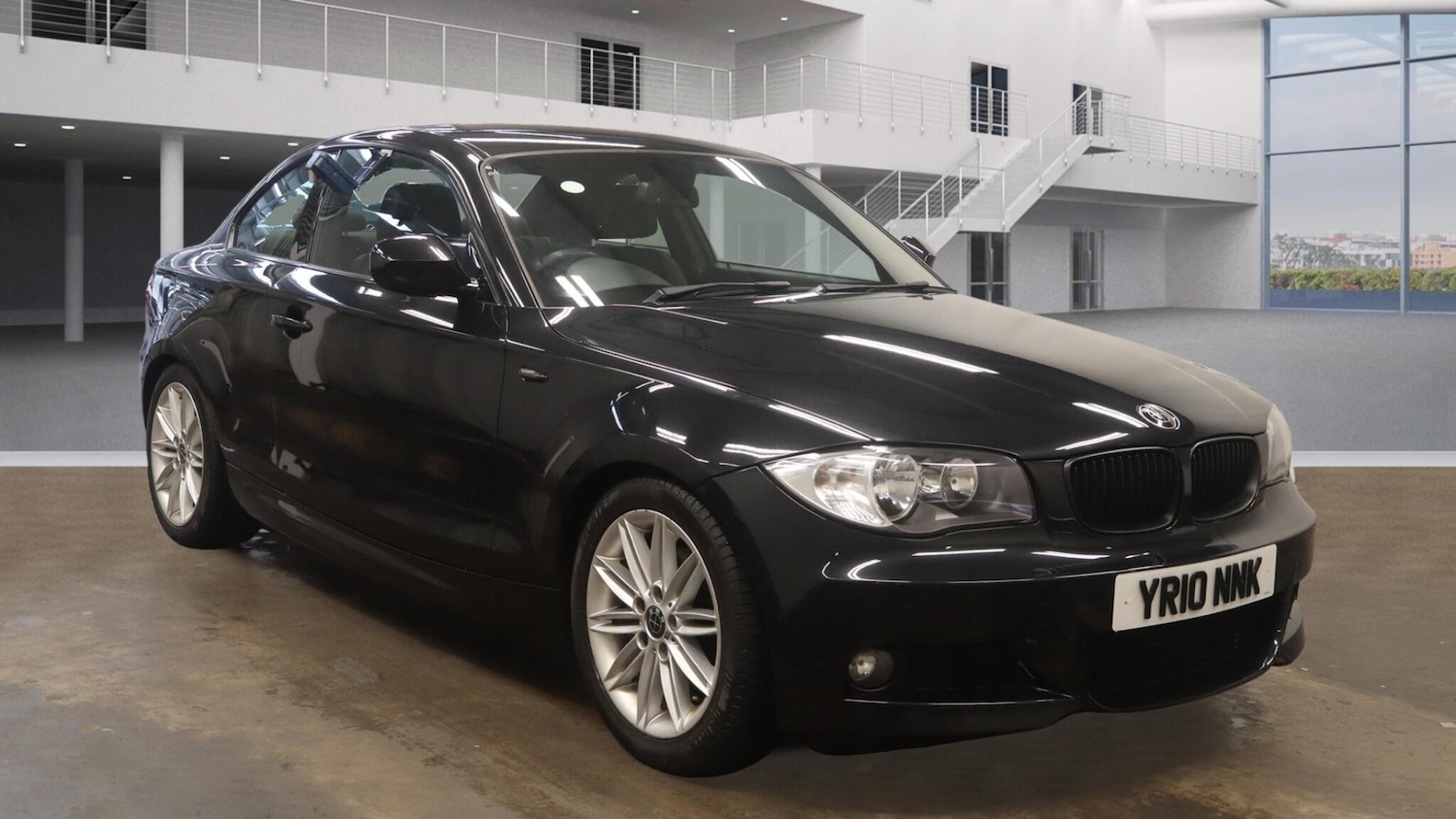 Used BMW 1 Series 2010 for sale - 76060492: Photo 1