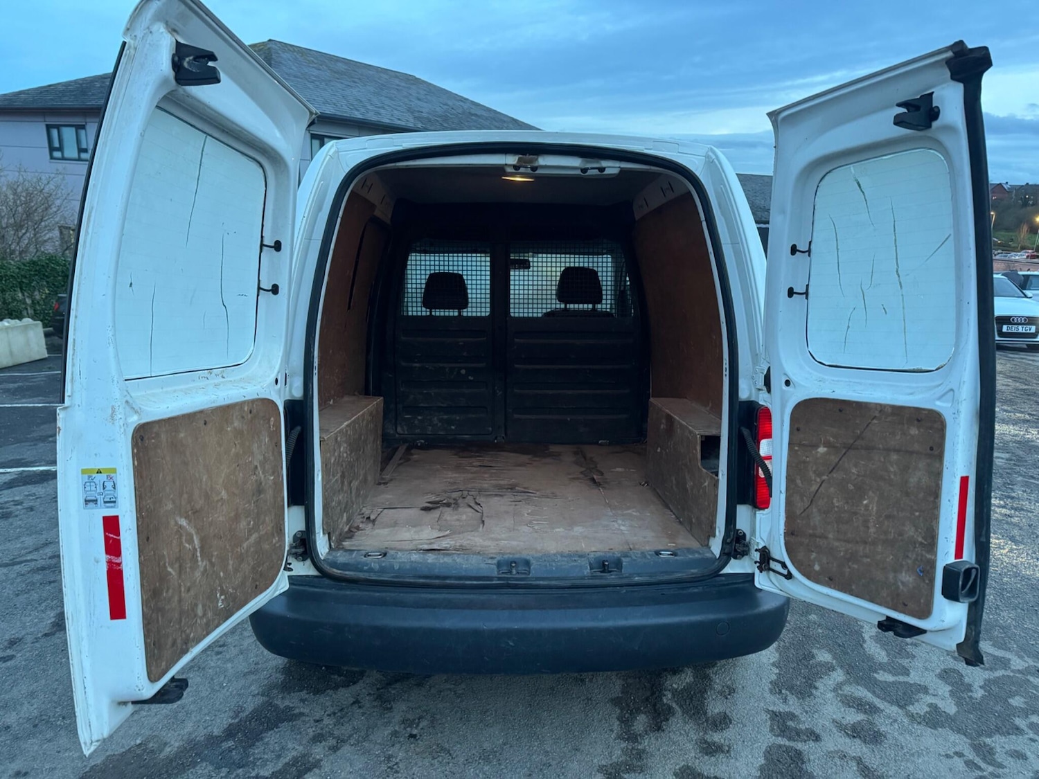 Used Volkswagen Caddy 2013 for sale - 76989739: Photo 11