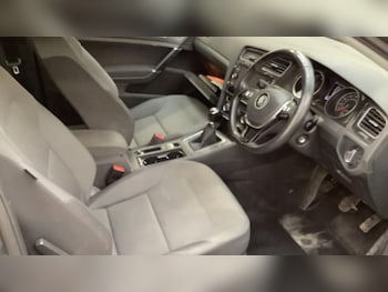 Used Volkswagen Golf 2018 for sale - 77021133: Photo