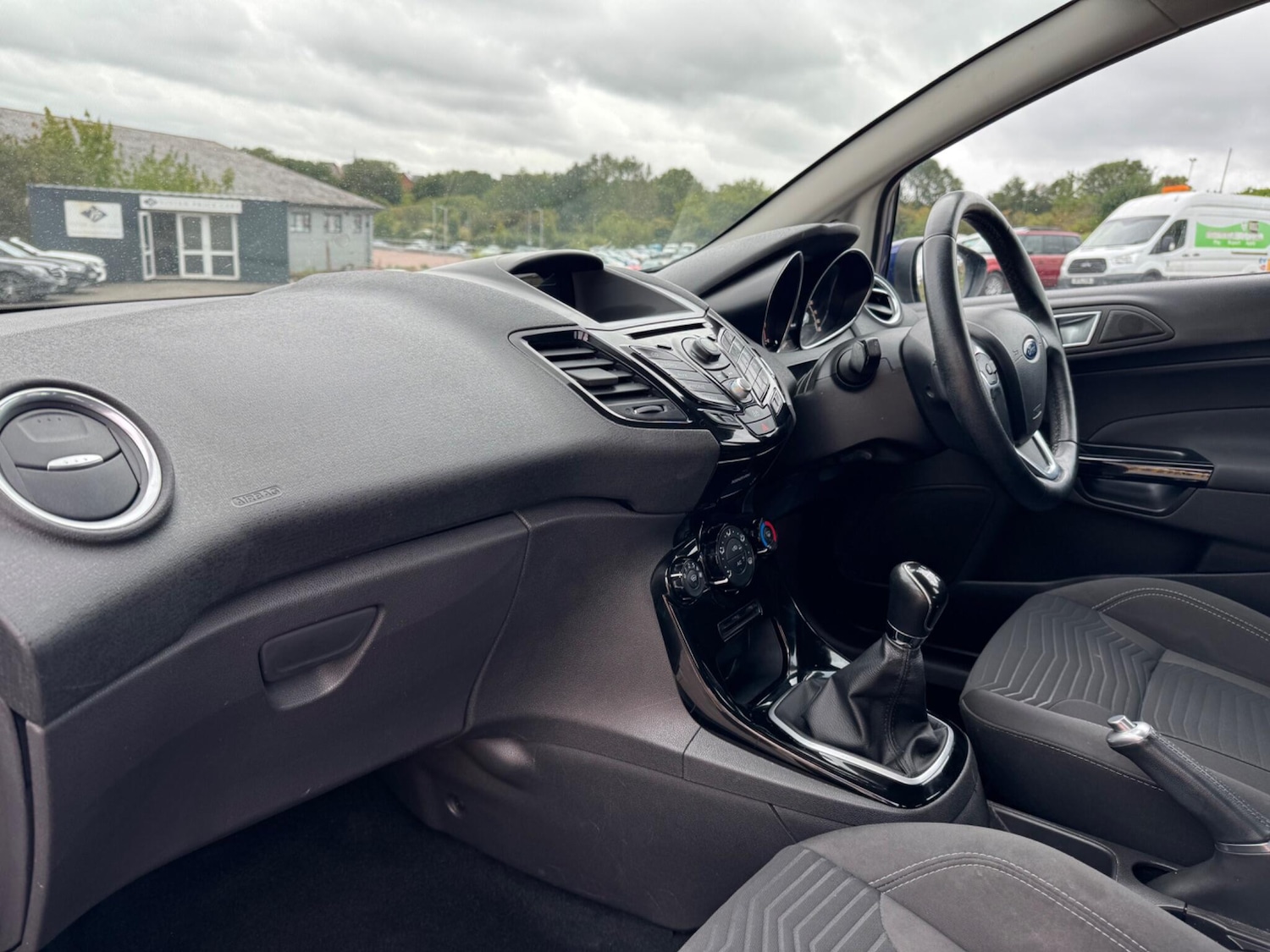 Used Ford Fiesta 2014 for sale - 74750330: Photo 10