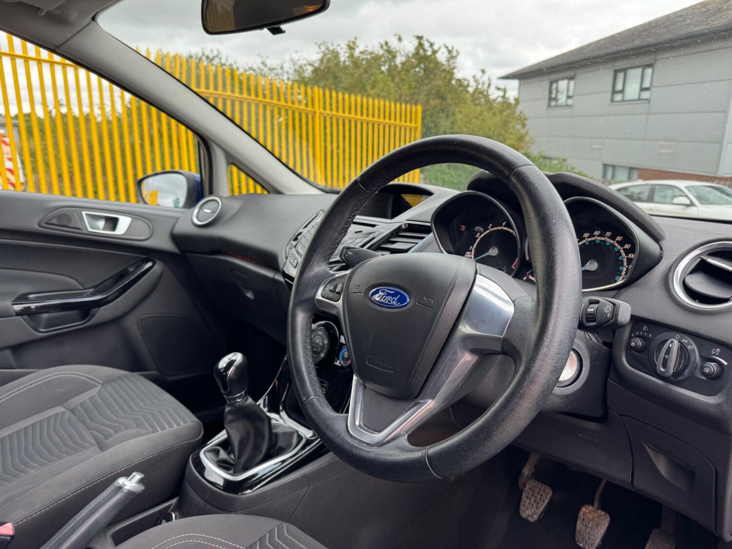 Used Ford Fiesta 2014 for sale - 74750330: Photo 8