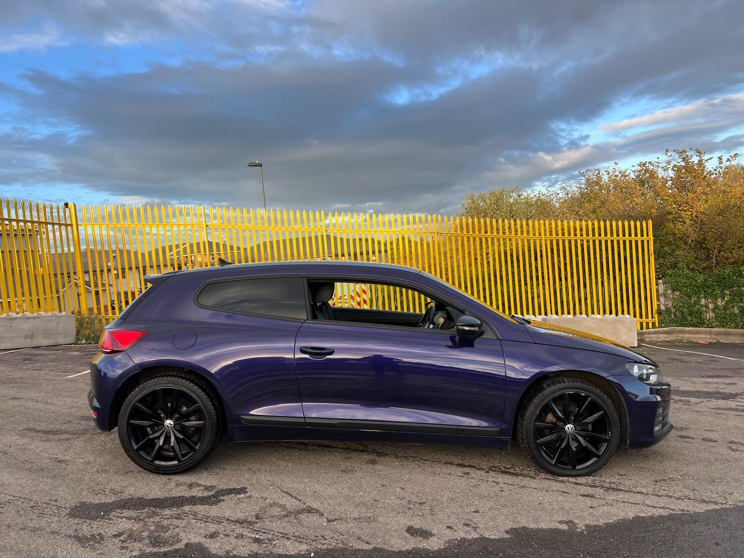 Used Volkswagen Scirocco 2017 for sale - 76167165: Photo 5