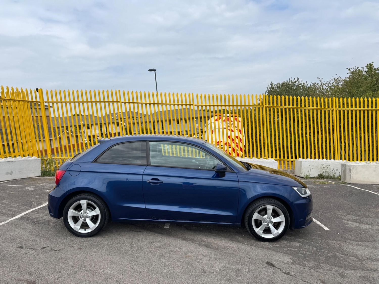 Used Audi A1 2017 for sale - 76620259: Photo 5