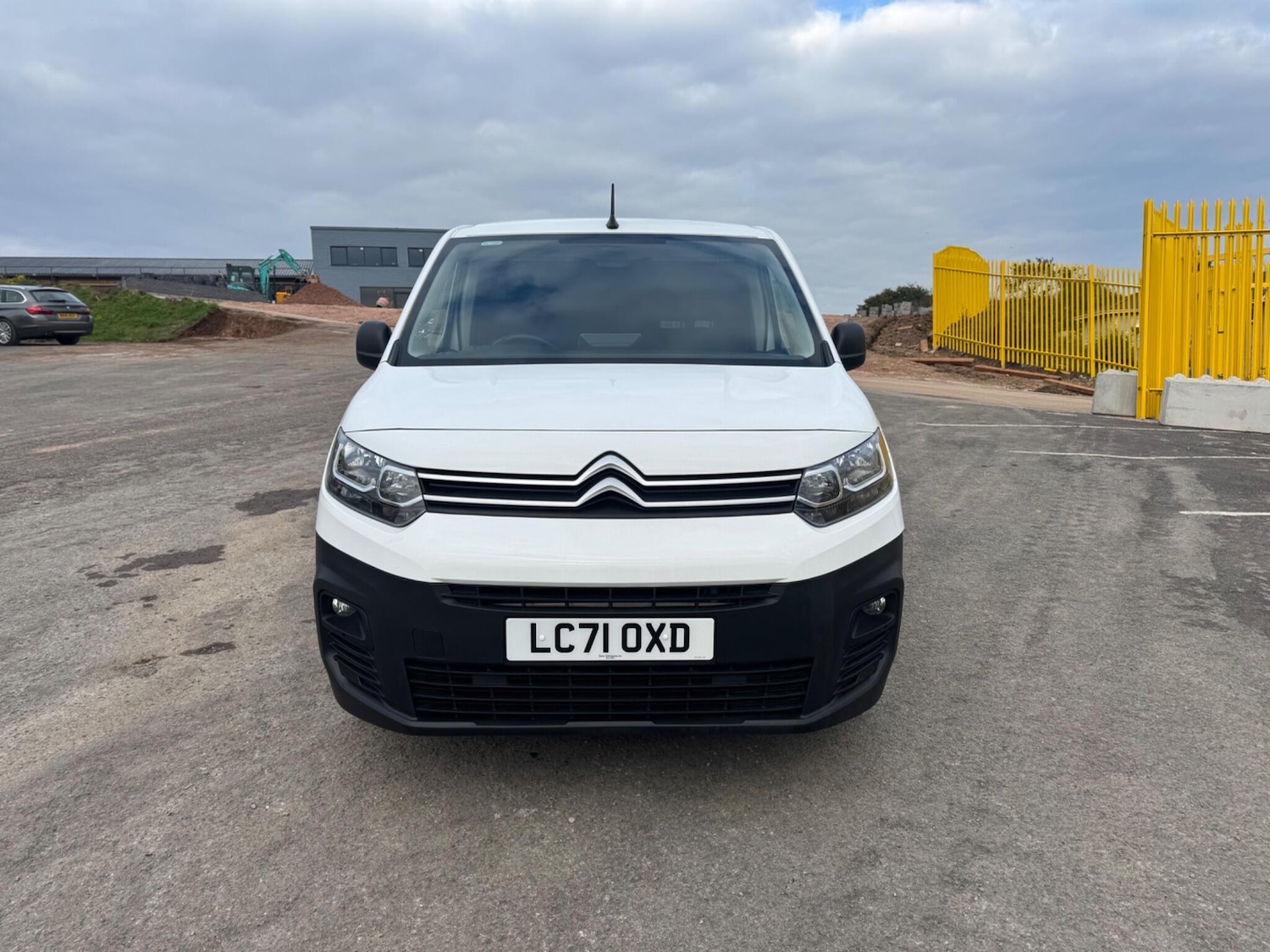 Used Citroen Berlingo 2021 for sale - 76522213: Photo 3