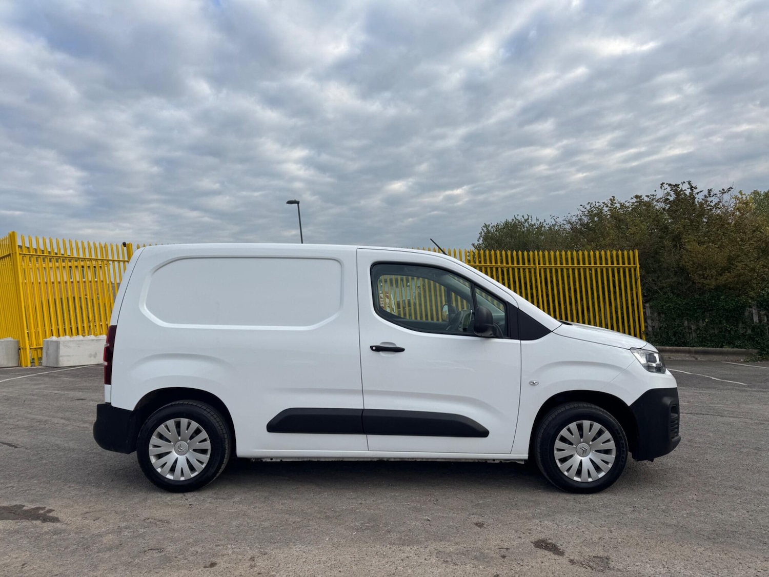 Used Citroen Berlingo 2021 for sale - 76522213: Photo 5