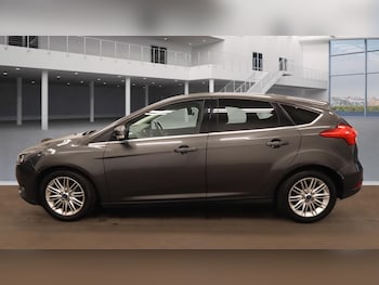 Used Ford Focus 2017 for sale - 75940884: Photo