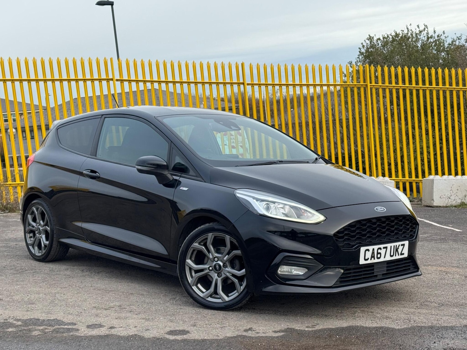 Used Ford Fiesta 2018 for sale - 76247477: Photo 1