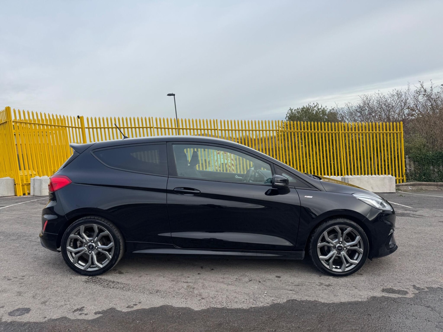 Used Ford Fiesta 2018 for sale - 76247477: Photo 4