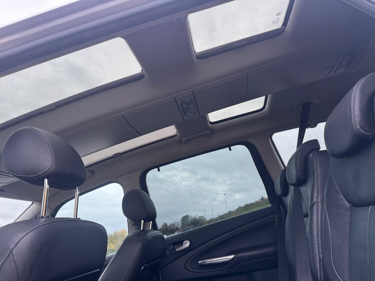 Used Ford Galaxy 2014 for sale - 76349745: Photo 12