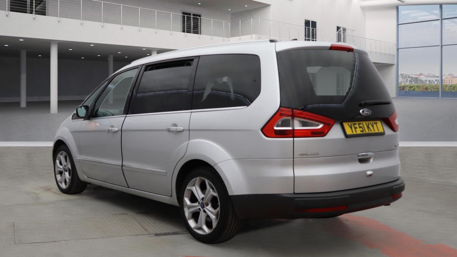 Used Ford Galaxy 2014 for sale - 76349745: Photo 2
