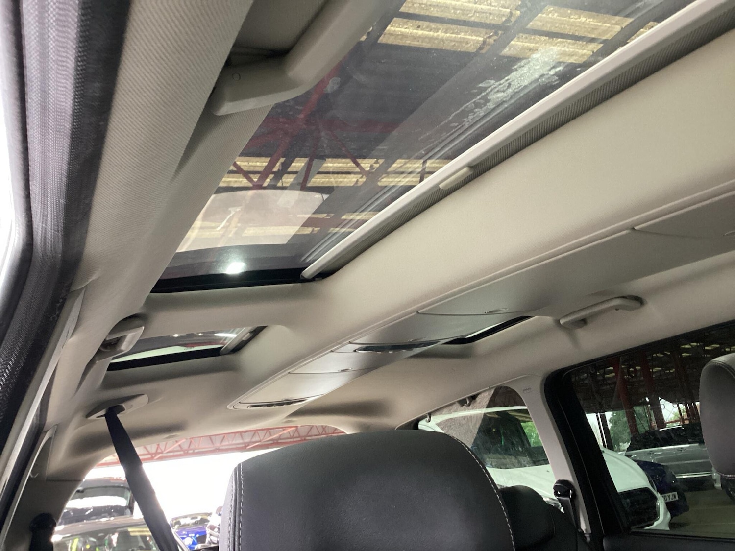 Used Ford Galaxy 2014 for sale - 76349745: Photo 8