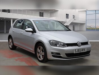Used Volkswagen Golf 2015 for sale - 77098167: Photo