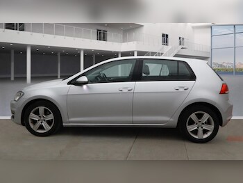 Used Volkswagen Golf 2015 for sale - 77098167: Photo