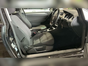 Used Volkswagen Golf 2016 for sale - 78320331: Photo