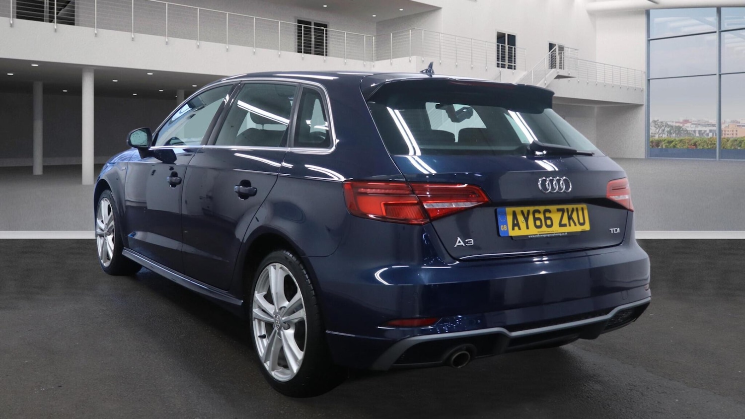 Used Audi A3 2016 for sale - 77550141: Photo 2