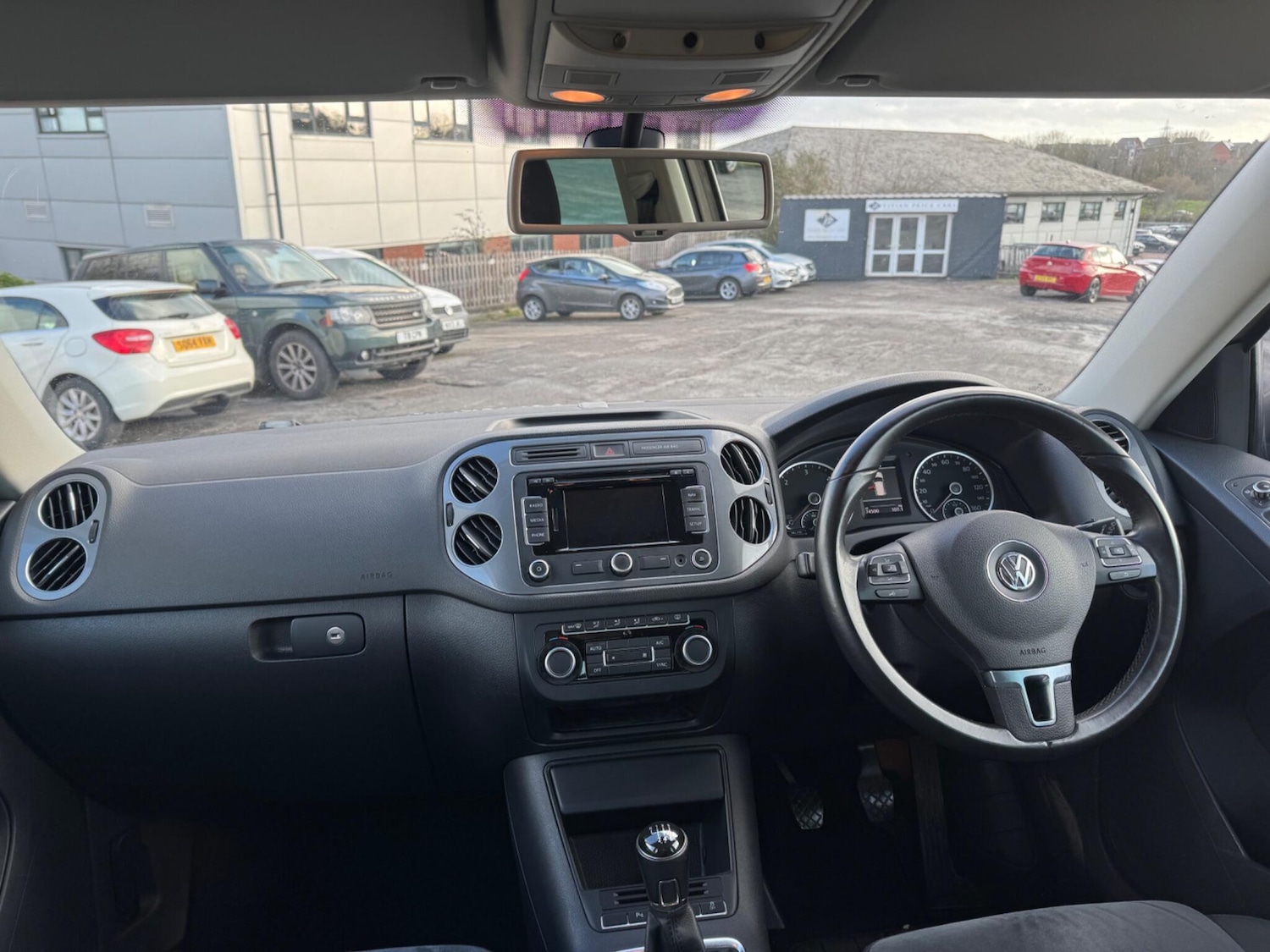 Used Volkswagen Tiguan 2014 for sale - 76752903: Photo 11