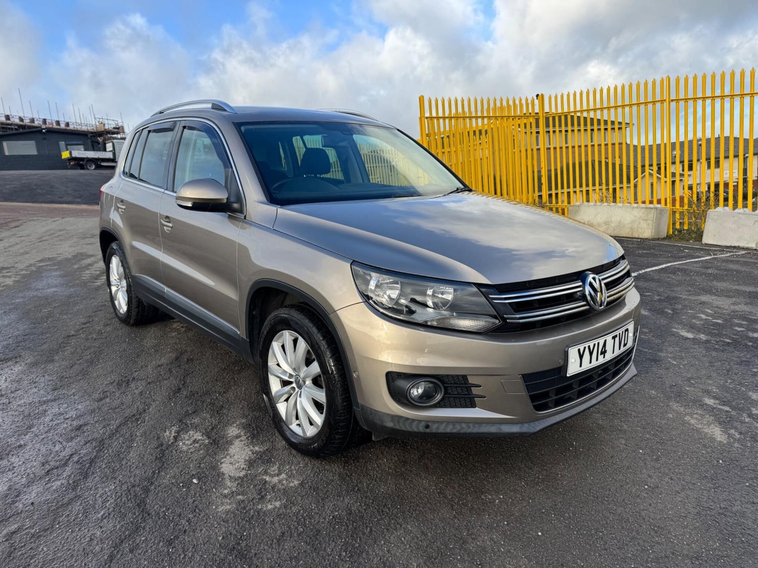 Used Volkswagen Tiguan 2014 for sale - 76752903: Photo 4