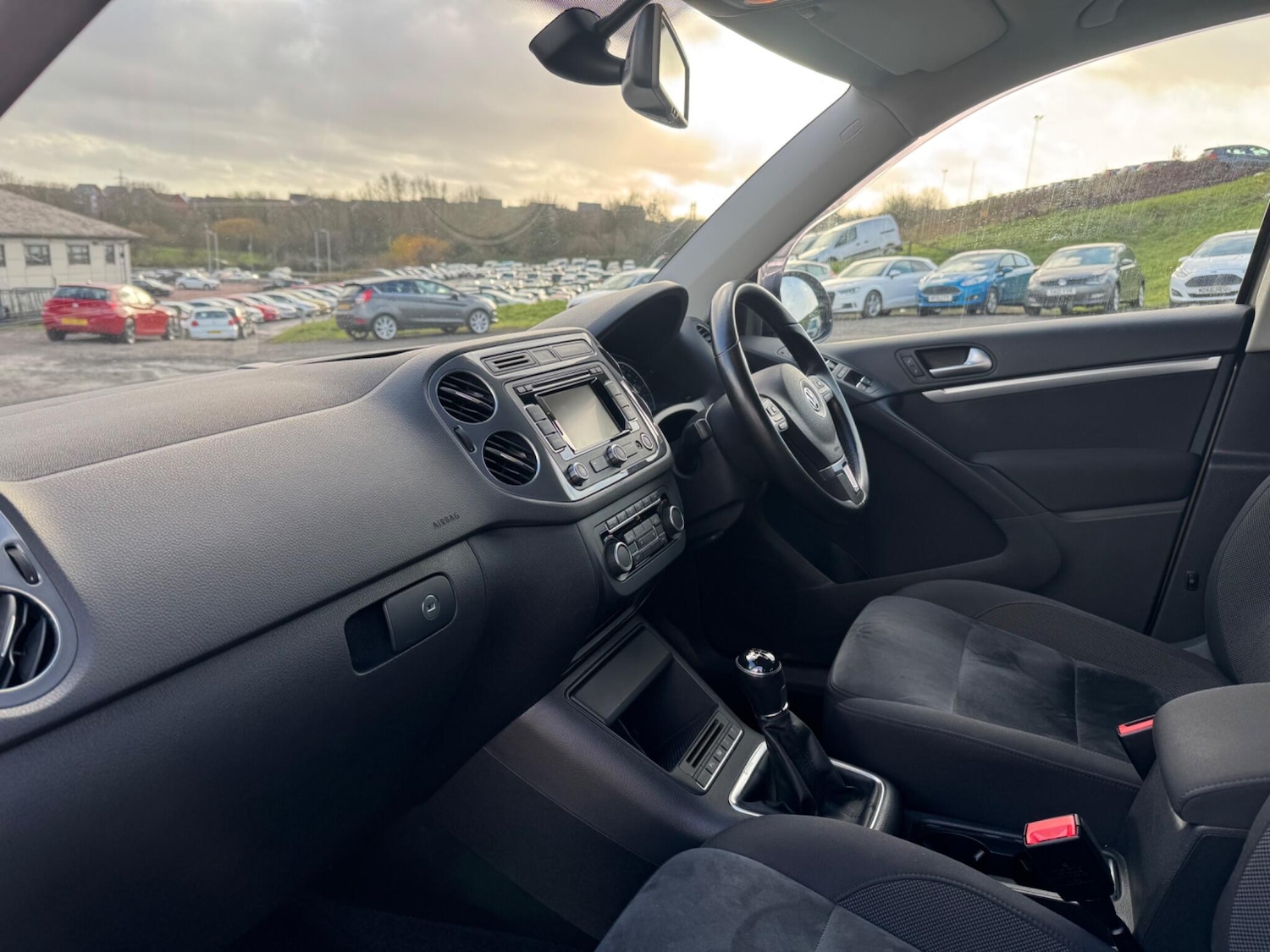 Used Volkswagen Tiguan 2014 for sale - 76752903: Photo 8