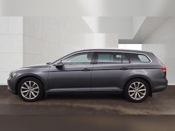 Used Volkswagen Passat 2015 for sale - 78492560: Photo
