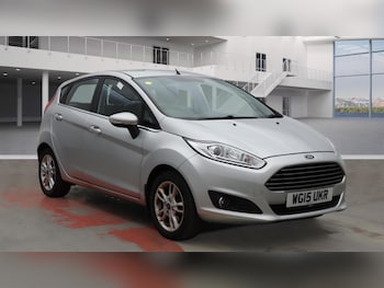 2015 (15) - 1.0T EcoBoost Zetec Euro 6 (s/s) 5dr
