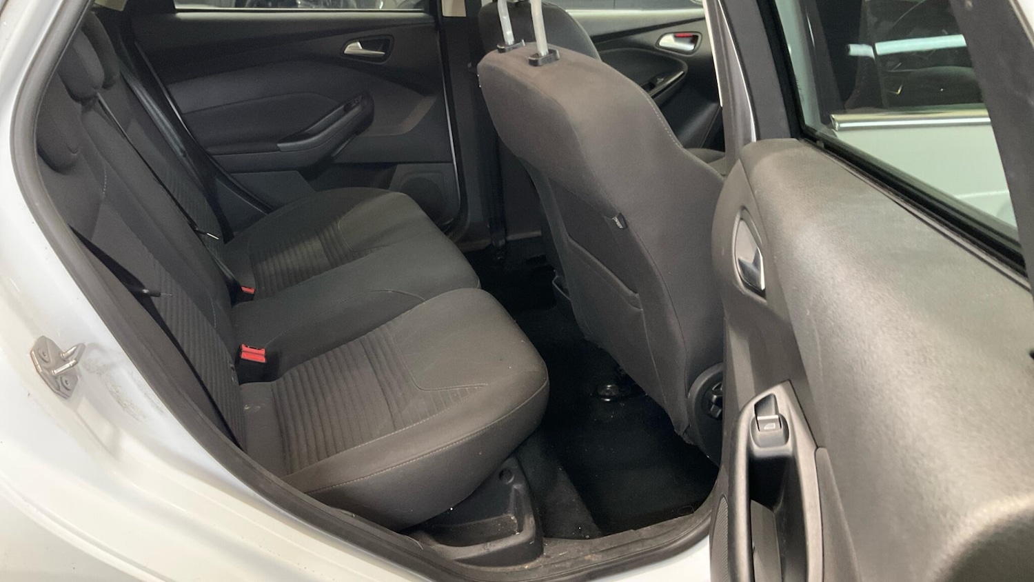 Used Ford Focus 2016 for sale - 77320352: Photo 5